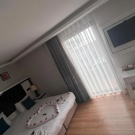 Отель Maritime Boutique 3*