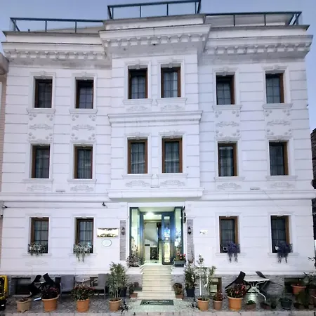 Maritime Boutique Отель