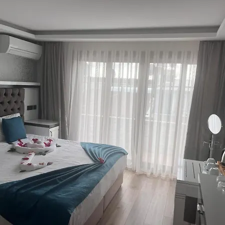 Maritime Boutique Отель