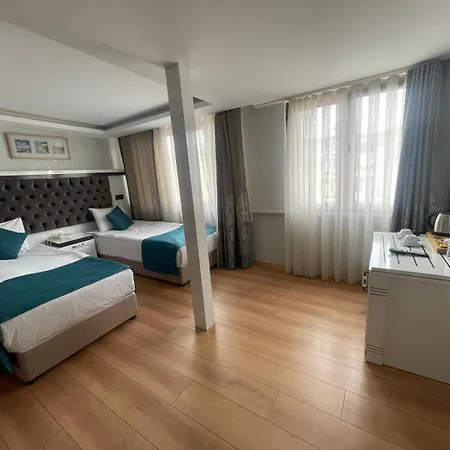 Отель Maritime Boutique 3*