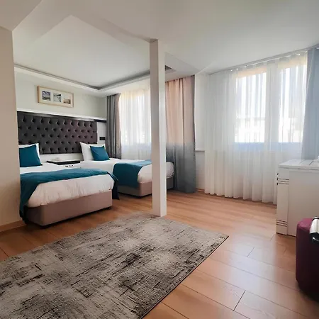 Maritime Boutique 3*