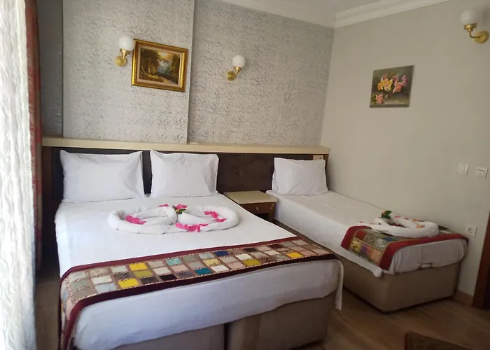 מלון Maritime Boutique 3*